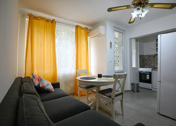 уют и тишина на локация アパート *